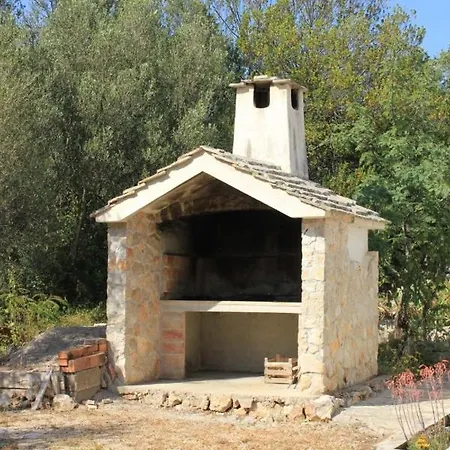 Secluded Fisherman's Cove Magrovica - Telascica, Dugi Otok - 8142 *